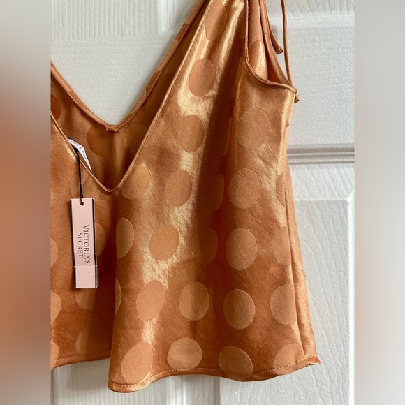Victoria's Secret Polka Dot Top NWT XS - Picture 6 of 10